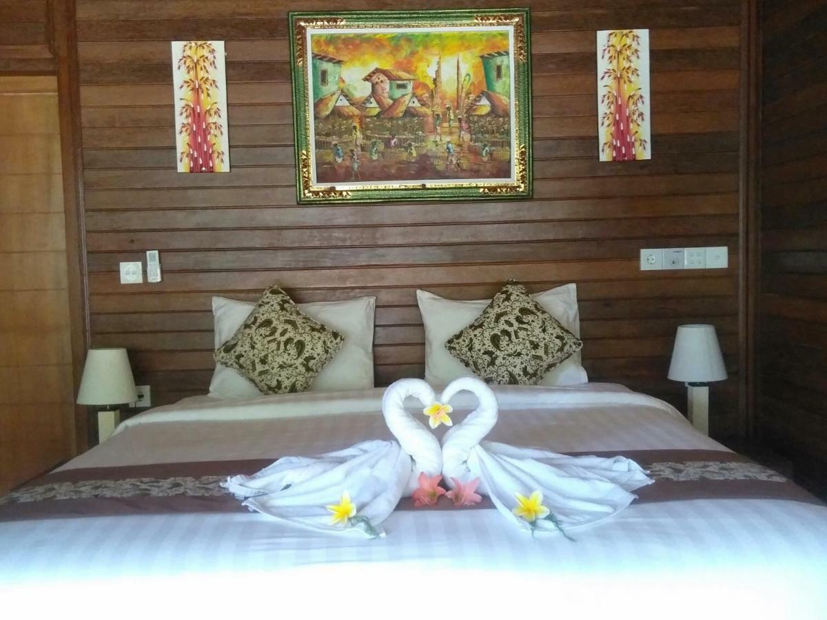Hotel Gatri Hut à Lembongan Extérieur photo