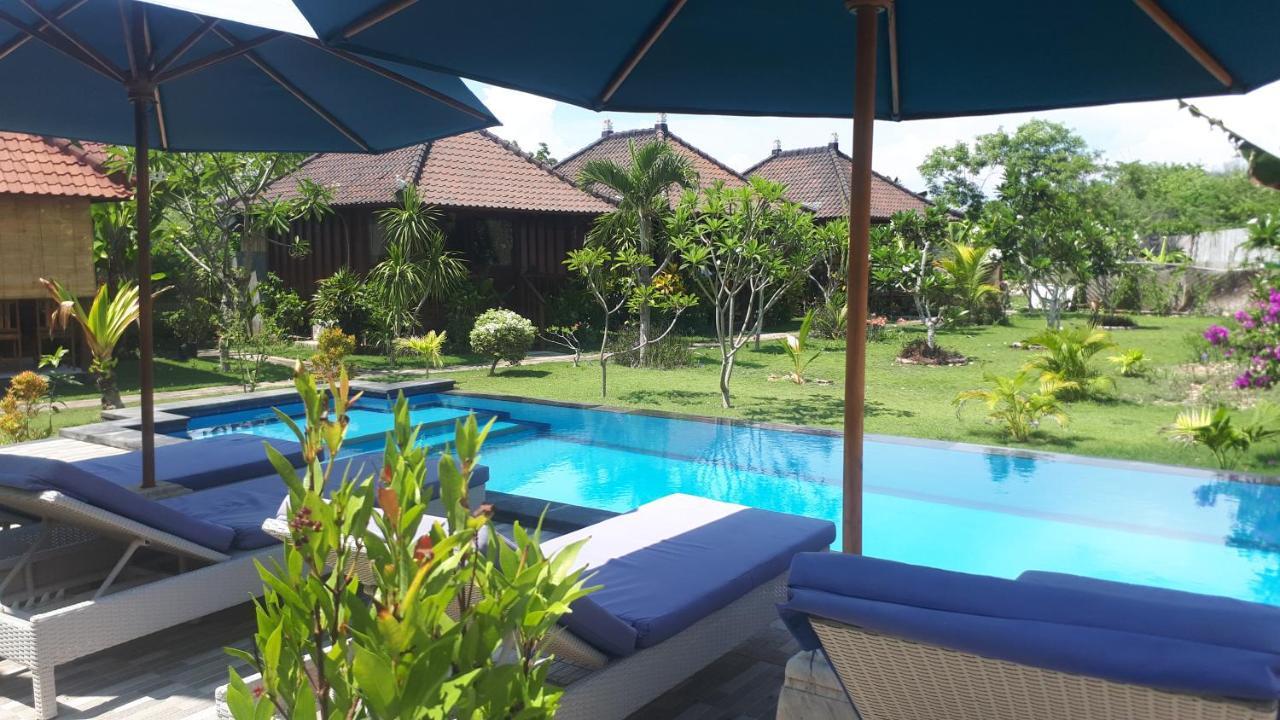 Hotel Gatri Hut à Lembongan Extérieur photo